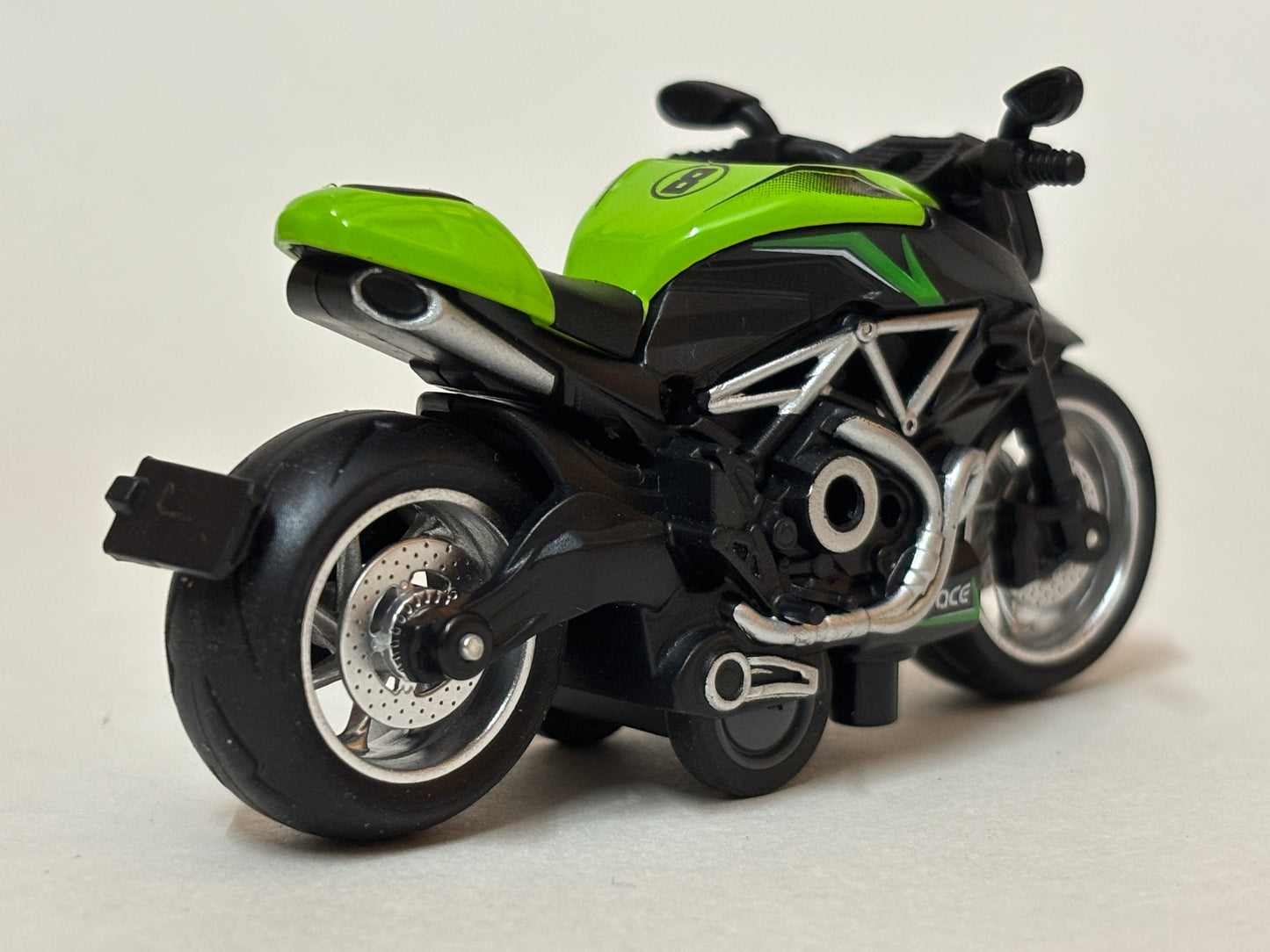 Hara Daku Pull-Back Diecast Motorcycle – Collectible Metal Toy Bike